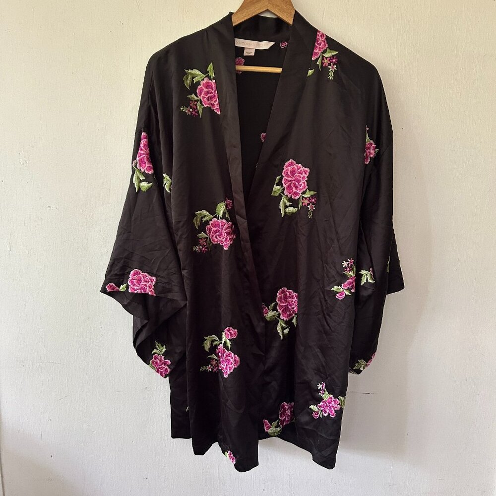 Victorias Secret Robe Womens One Size Kimono Black Pink Floral Short Glam Sexy